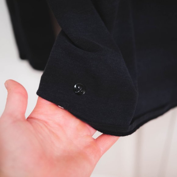 LULULEMON - Long Sleeve Striped Tee - Size 8 - Picture 5 of 5